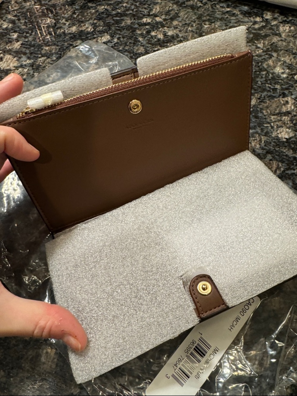 NEW Coach Brown Signature Zip-Around Wallet - Picture 7 of 8